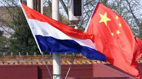 เอกอัครราชทูตดัตช์ในจีนโดนพักงาน ต้องสงสัยมีสัมพันธ์ชู้สาวจนท.ท้องถิ่น