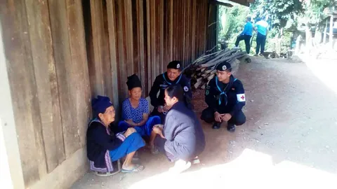 ทหารพรานพบชนเผ่า 4 อำเภอ จ.น่าน ทำความเข้าใจการสืบราชสันตติวงศ์ 