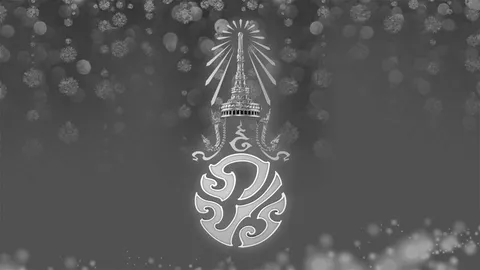 เด็กชายก้มกราบพระบาท ‘ในหลวง ร.9’ วันนี้เติบโตเป็นข้าราชการ