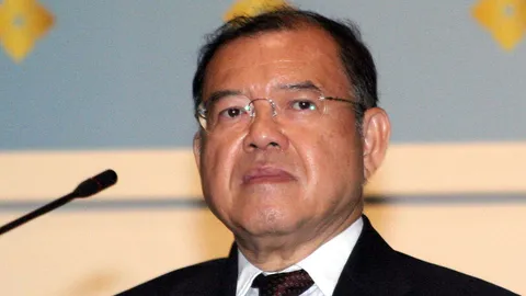 กระตุกรัฐหยุดกระตุ้นระยะสั้น