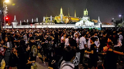 เตือนระวัง! แก๊งลักเด็กแทรกปะปนในสนามหลวง ทำตีเนียนฉวยโอกาสทีเผลอ