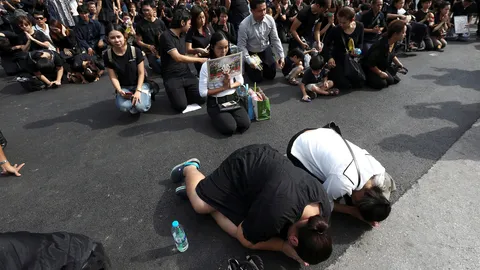 ปรากฏการณ์เช่นนี้ ไม่มีที่ไหน...ในโลก