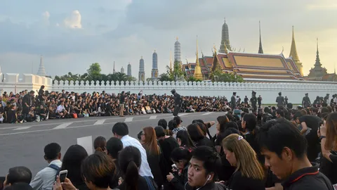 “หมอกธุมเกตุ” เสด็จสู่สวรรคาลัย