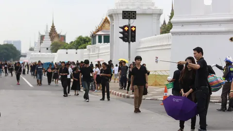 'จักรทิพย์' สั่ง ตร.คุมเข้มป้องกันเหตุลักพาตัวเด็ก แฝง ปชช.แสดงอาลัย
