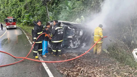 ครูสอนดำน้ำรัสเซีย ขับเอสยูวีแหกโค้งที่ภูเก็ต ชนไฟลุกย่างสดดับคาซาก