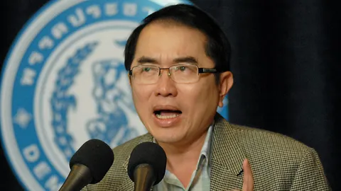'หมอวรงค์' สวน พท.โต้ป้อง 'ปู' จ่ายโกงข้าว ปัดรัฐใช้ ม.44 กลั่นแกล้ง