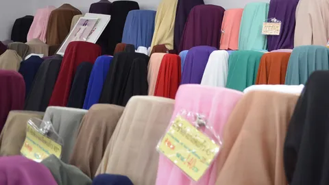 พาณิชย์ เตรียมประสานผู้ผลิต จัดส่งผ้าม้วน-ผ้าพับสีดำ ให้พื้นที่ขาดแคลน