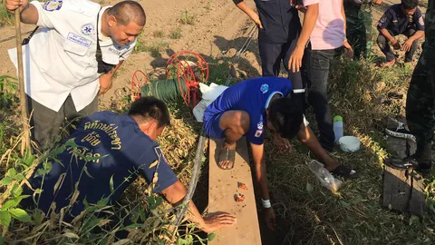 เจ้าตูบตกบ่อขึ้นไม่ได้ ร้องโหยหวน 2วัน กู้ภัยสุโขทัยรุดช่วยปลอดภัย