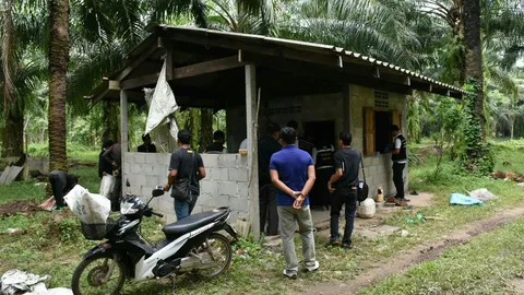 ฆ่าทารุณ วัยรุ่นสายตำรวจ จับตัวไปขัง รัดคอ จ่อยิง โยนศพทิ้งข้างทาง 