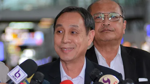 'บิ๊กโบ้' เผย ถกกลุ่มมาราปาตานี ขอให้อยู่นิ่ง ช่วงคนไทยเศร้า 