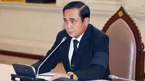 'บิ๊กตู่' ลั่นสัปดาห์หน้าแก้ข้าวราคาตก หลังพท.แฉ 'ขู่' คนช่วย 'ปู'