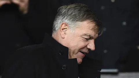 ‘บิ๊กแซม’ ปัดคุม ‘วูล์ฟแฮมป์ตัน’ หลังโดนตะเพิดพ้นทีมชาติ