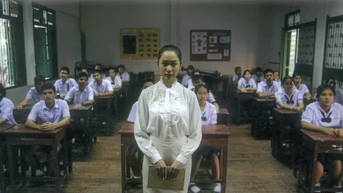 ล้อมวงเล่าเรื่องผี หลอนแน่ 'โรงเรียนผี'