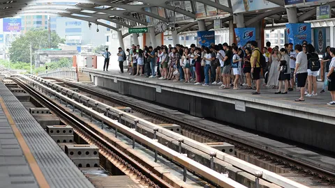 BTS ขัดข้องสถานีสนามกีฬาฯ ล่าช้า 10 นาที ล่าสุดเดินรถได้ปกติแล้ว