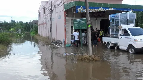 ติดตั้งเครื่องสูบที่หัวหิน พร้อมระบายน้ำ หากท่วมขังหลังฝนตกหนัก