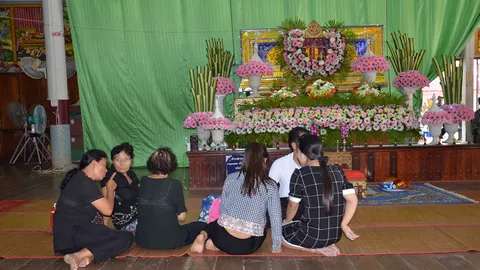 เมีย 1 ลูก 4 หนี้อีกกว่าล้าน! ชาวนาเจอข้าวราคาถูก หนีผูกคอตายคาทุ่ง