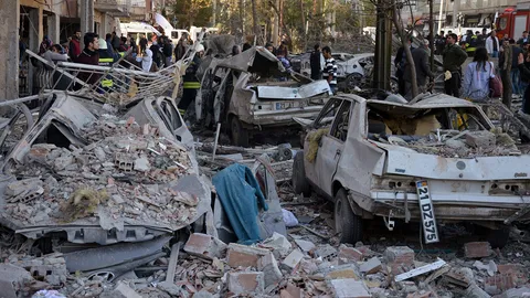 มินิบัสขนระเบิด 1 ตัน บึมสถานีตำรวจตุรกี ดับ 9 เจ็บกว่าร้อยราย