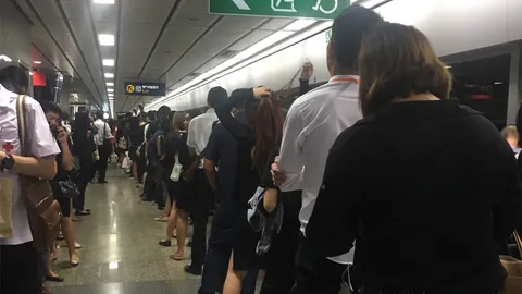 MRT เดินรถปกติแล้ว! หลังขัดข้องแต่เช้า เร่งระบายผู้โดยสารสะสม