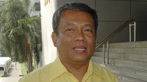 วัชระ สวน โอ๊ค จี้ บิ๊กต๊อก ตามคดี เงินปากถุง ธ.กรุงไทย