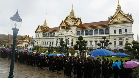 ภาคประชาชนหารือรบ.ถวายมหาราช ชาวเขา9เผ่า ร่ำไห้หน้าพระบรมศพ