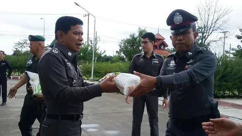 ครอบครัวผมเป็นชาวนา รรท.ผบก.ลำพูนเปิดโรงพักให้ขายข้าว กำลังพลซื้อ5กก. 