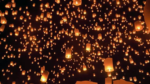 ทอท. ขอระวังปล่อยโคมลอยใกล้สนามบิน 6 แห่ง ช่วงลอยกระทง