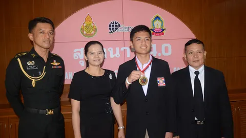 เด็กโคราชสุดเจ๋ง! คว้ารางวัลเหรียญทองวิทยาศาสตร์โอลิมปิก ระดับประถม