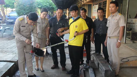 เทคนิคเชียงรายเจ๋ง ผลิตเครื่องเกี่ยวข้าวขนาดเล็ก-ราคาถูกช่วยชาวนา