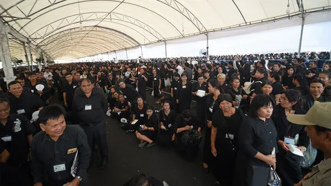 รอเวลาถวายสมัญญา มหาราช จัดงานรวมพลังรำลึกถึงร.9