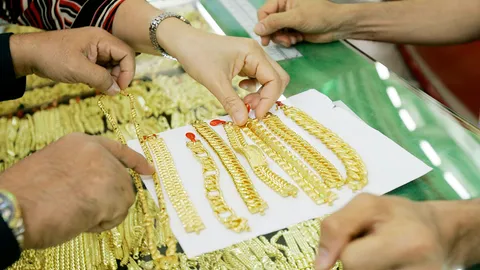 คนแห่ถอนเงินซื้อทองคำ!