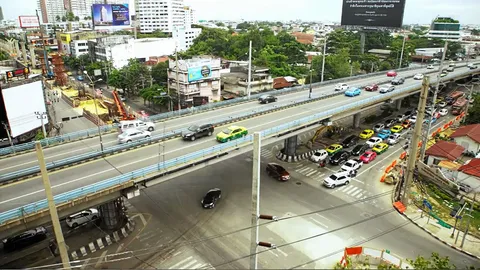 นครบาลประเมินปิดสะพานข้ามแยกรัชโยธิน จัดการจราจรได้ดี แม้ปริมาณรถแน่น