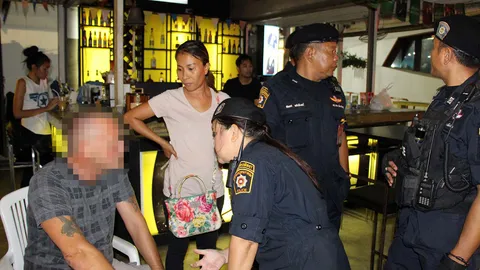 ต่อยตาแตก หนุ่มผู้ดีโดนหมัดเจ้าของบาร์พัทยา ทะเลาะเรื่องเสียงเพลง