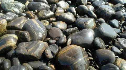 อธิษฐานได้ แต่ห้ามเรียงหิน! อช.ตะรุเตา ปรามนักท่องเที่ยวมาเกาะหินงาม 