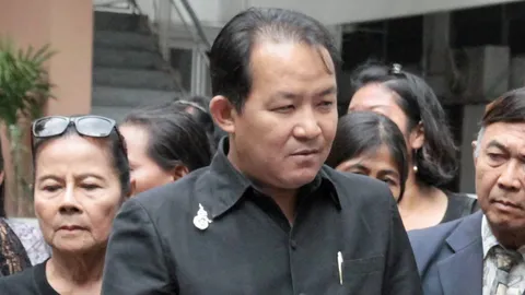 บุกร้อง ป.ป.ช. สอบ 'รมว.พณ.' ปมนำเข้าข้าวสาลี ทุบราคาข้าวโพด