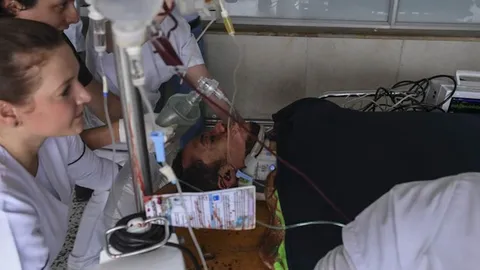 ปาฏิหาริย์มีจริง! พบแข้งชาเปโคเอนเซ ราย 4 กลางลำเครื่องบินตก (ชมคลิป)