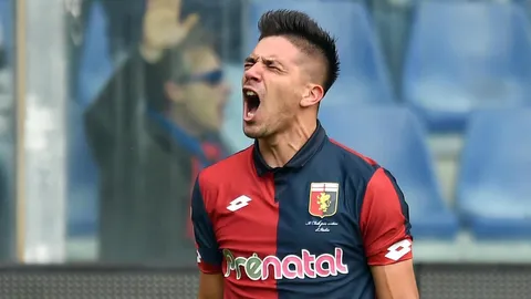 อ่อยแล้วนะ! ลูกชาย ‘ซิเมโอเน’ แบะท่า พร้อมย้ายซบตราหมี