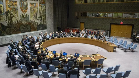 UN คว่ำบาตรโสมเหนือ จำกัดการขายถ่านหิน 60%