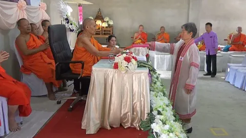 มอบปริญญาชีวิตฯ ให้คุณยายวัย 83 ปี