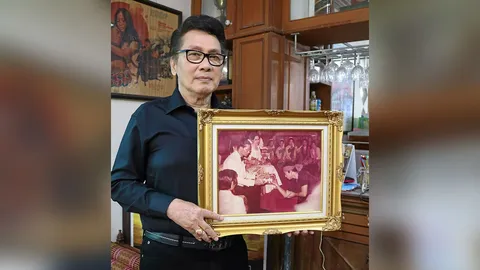 'นาท ภูวนัย' ภูมิใจเกิดเป็น "ข้ารองพระบาท" ยึดมั่นความดีตามรอย "พ่อหลวง"