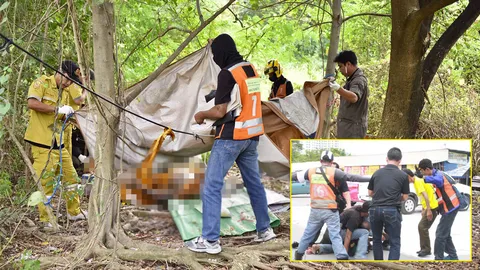 ไม่ทันได้ถาม! ตร.เจอขวานคนเร่ร่อนไล่ฟันวุ่น หลังตรวจเหตุพระมรณภาพ