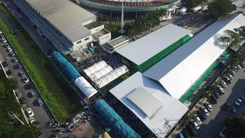 รวมบรรยากาศมุมสูง วัดพระธรรมกาย วัดดังที่สุด ณ เวลานี้