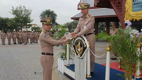 กรม สห.ทร.เชิดชูเกียรติ 'น.ท.ยุทธศักดิ์'หลังช่วยผู้ประสบเหตุพ้นอันตราย