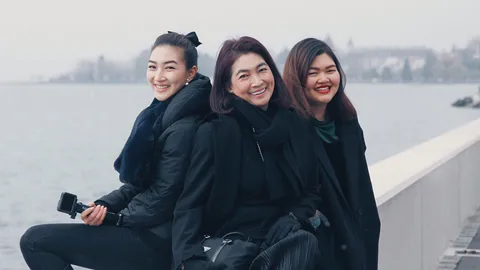 นางฟ้าตัวจริง แพนเค้ก และครอบครัว ทำความดีไกลถึงสวิตฯ