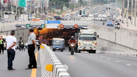 เปิดอุโมงค์สามกอง แก้รถติดภูเก็ต 835 ล้าน-สร้าง 3 ปี คนด่าปิดถนนทำพิธี