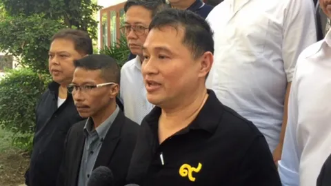 ปล่อยตัว