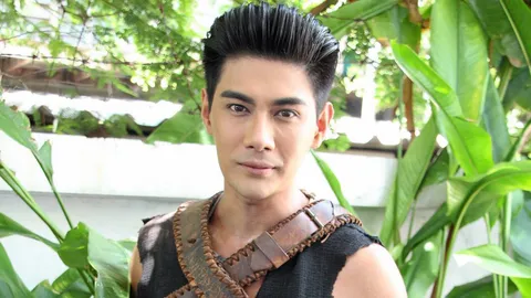 “มังกร”หล่อ หน้าไทย ถูกใจ