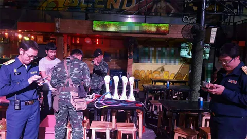 สคบ.เอาจริง จับร้านลักลอบขายบารากู่ย่านตะวันนา ยึดเตา-อุปกรณ์เสพอื้อ
