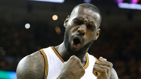 'เจมส์' นักบาสฯ NBA รับนักกีฬายอดเยี่ยม จากเอพี
