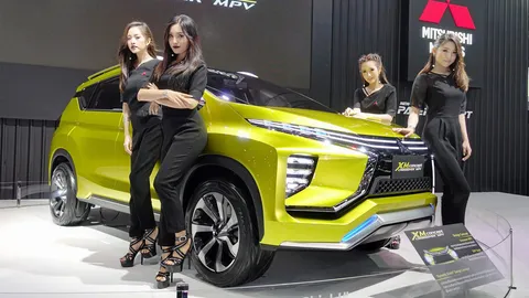 ทัพรถใหม่คึกคักเปิดตัวรับปีไก่ทอง