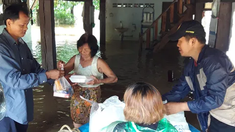 เกาะติดน้ำท่วมภาคใต้ : อ.หลังสวน ระดับน้ำเริ่มลดเข้าสู่สภาวะปกติ